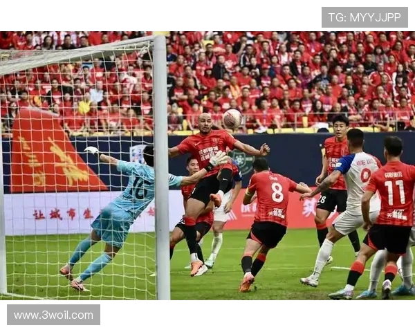 成都蓉城迎战强敌 力争主场胜利全力拼搏展现球队雄心 成都蓉城迎战强敌 力争主场胜利全力拼搏展现球队雄心