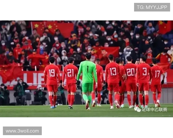 足球俱乐部如何通过创新管理提升竞技水平与球迷互动的双重发展模式 足球俱乐部如何通过创新管理提升竞技水平与球迷互动的双重发展模式