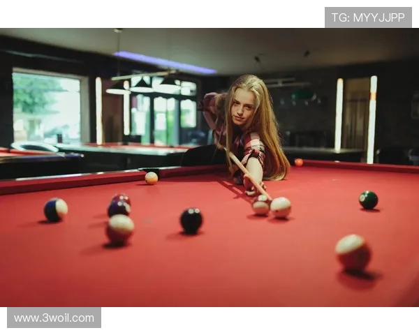 台球技巧与战略:提升精准度与控制力的关键方法与训练技巧解析