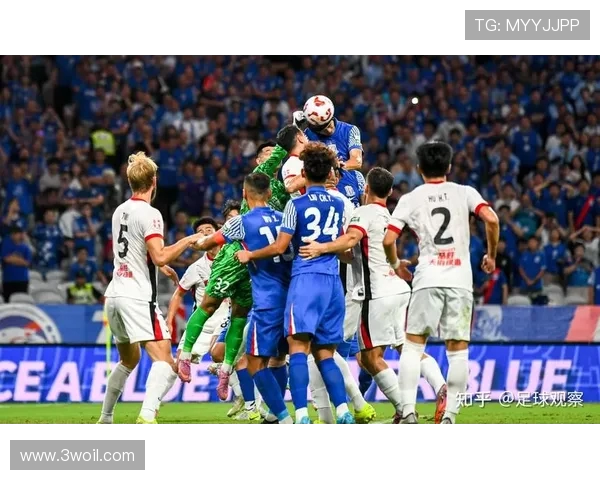 上海绿地申花迎战江苏队争夺胜利全力以赴展现球队实力与拼搏精神